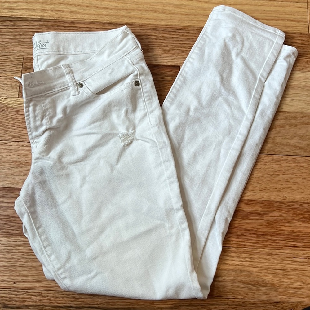 Old Navy | size 6 the flirt white jean - Picture 1 of 4
